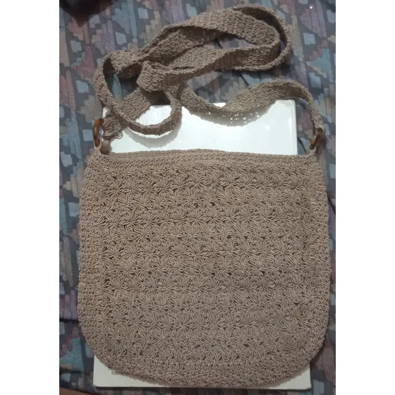 Cartera Tejida Marrón Para Dama Con Asa Larga