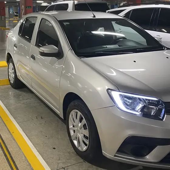 Renault Logan 2021 1.6 Life