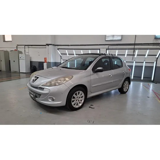 Peugeot 207 1.6 Xt Compact