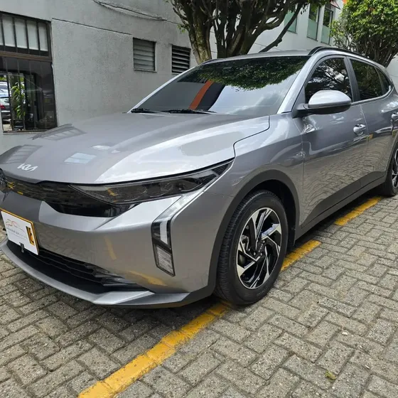 Kia K3 Cross 2025 1.6 Zenith At