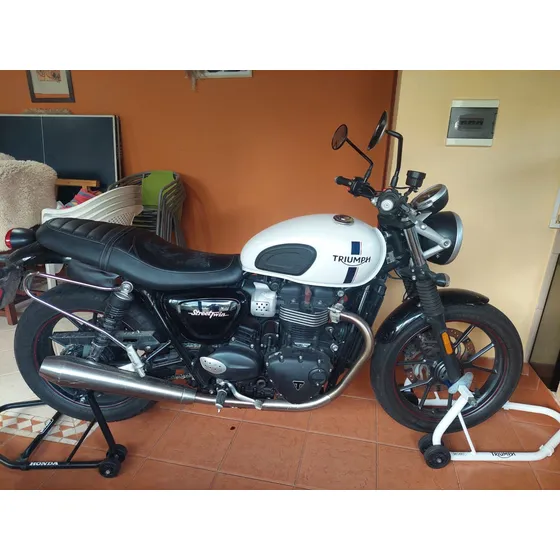 Triumph Street Twin 900cc 2018