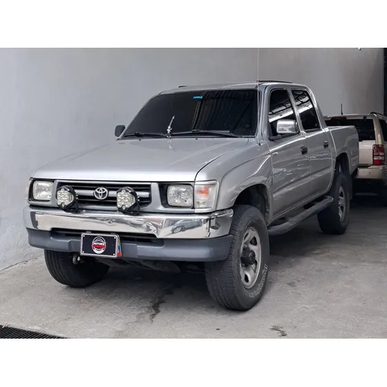 Toyota Hilux Full Inyección Importada