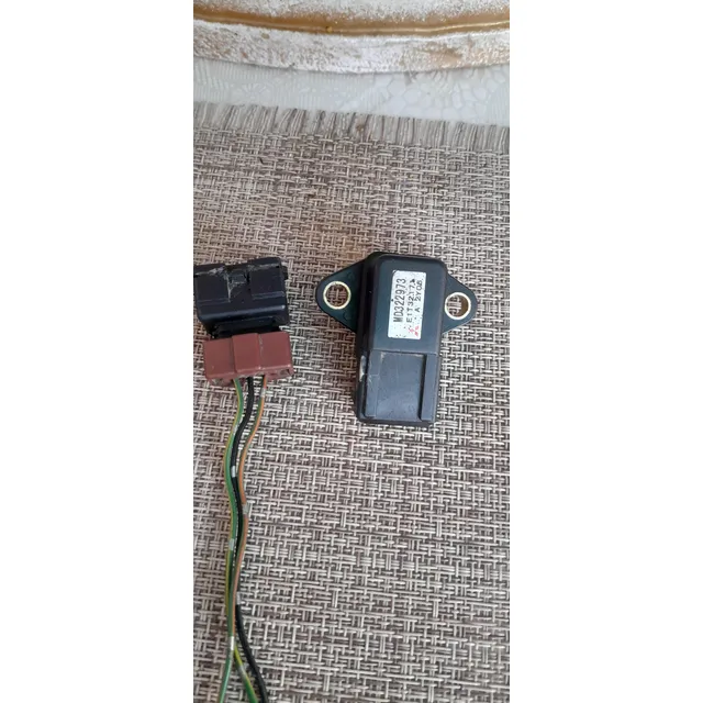 Sensor Presion Gases Tanque Gasolina Mitsubichi  Md322973