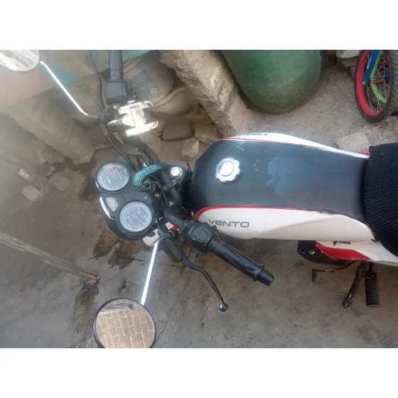 Detalle El Tablero No Sirve Pero De Máquina Jalando L 100