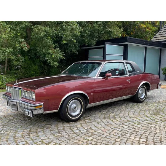 Pontiac Gran Prix Coupe