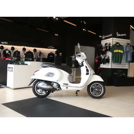 Scooter Vespa Gts 300 Super Disponible Ya 