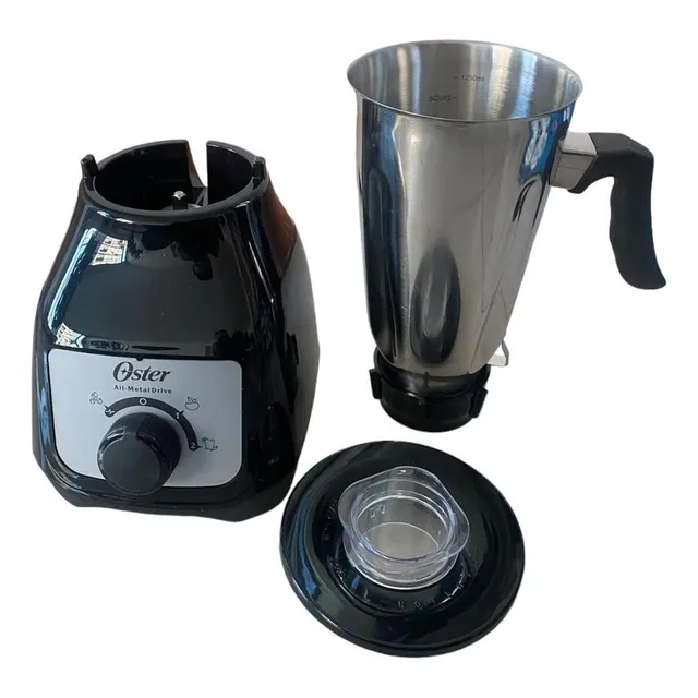 Licuadora Con Vaso Metalico - Oster Kaliman