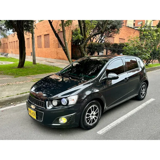 Chevrolet Sonic 1.6 Lt 5 P