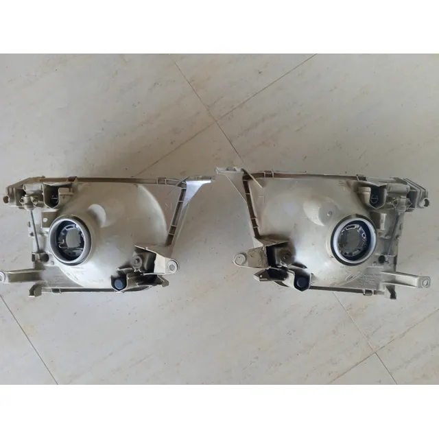 Faros Delanteros Toyota Prado Usados