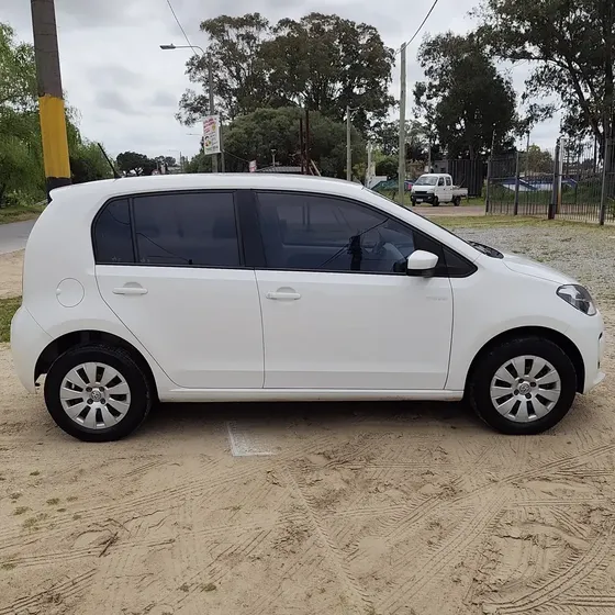Volkswagen Up! 2017 1.0 Move Up! 75cv