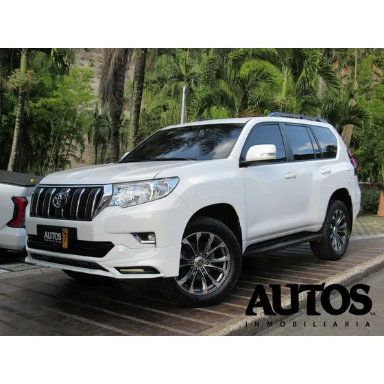 Toyota Prado Txl Cc4000 Gasolina At 4x4 7 Puestos 271hp