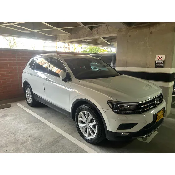 Volkswagen Tiguan Allspace Comfortline 2.0 Tsi 4motion