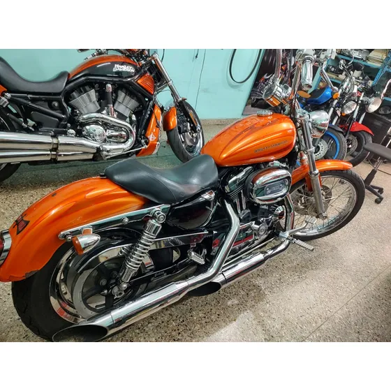 Harley Sportsters 1200 Custom 