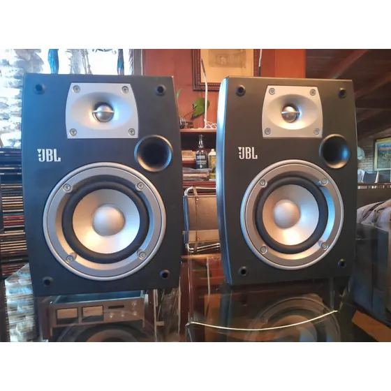 Cornetas Jbl, Modelo N24, (de Estantería), Muy Buen Estado