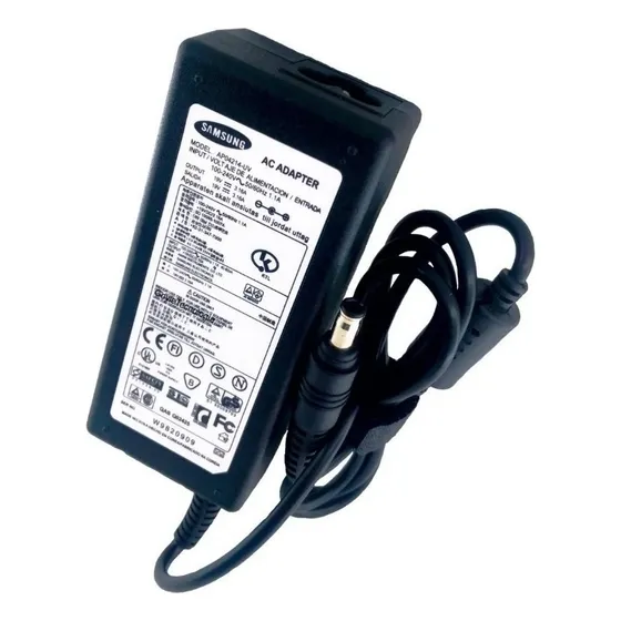 Cargador Samsung Np270e4e Np300e4a Nf21 19v / 3.16a