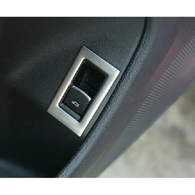 Embellecedor Jetta A6 Mk6 De Botón De Cajuela Volkswagen