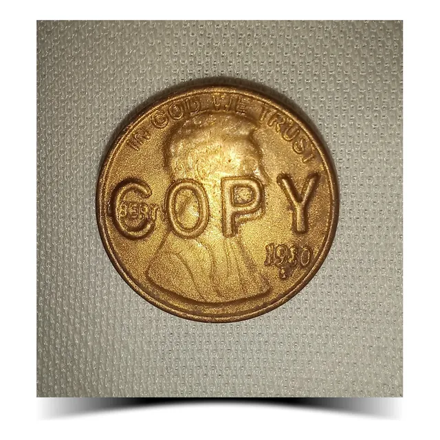 Moneda One Cent Penny   C Opy  Colección Material Plástico