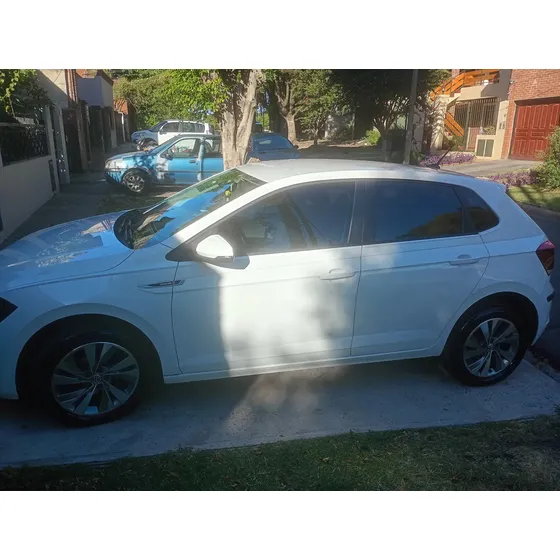Volkswagen Polo 1.6 Msi Highline