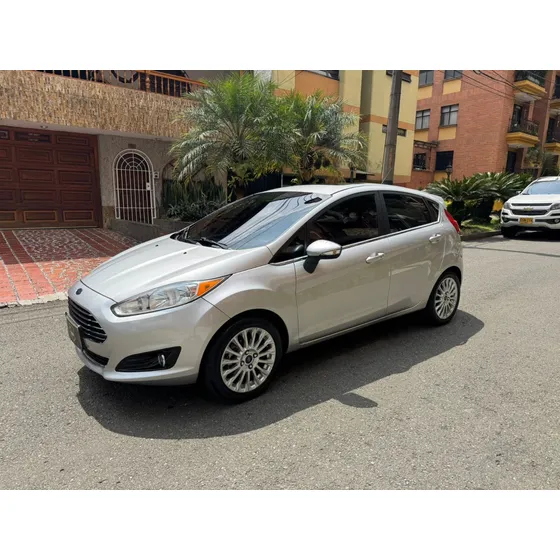 Ford Fiesta 1.6 Titanium Mt