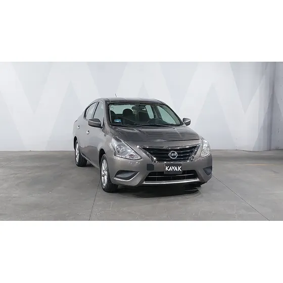 Nissan Versa 1.6 Sense Auto