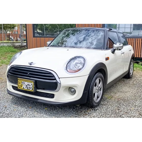 Mini Mini Cooper 1.5 F55 Pepper