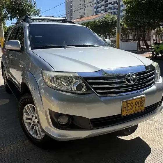 Toyota Fortuner 2015 2.7l 4x2 At