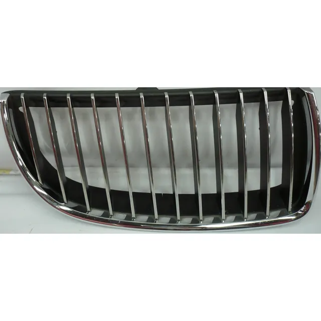 Parrilla Derecha Bmw Serie 3 2005 2008 Usado Original