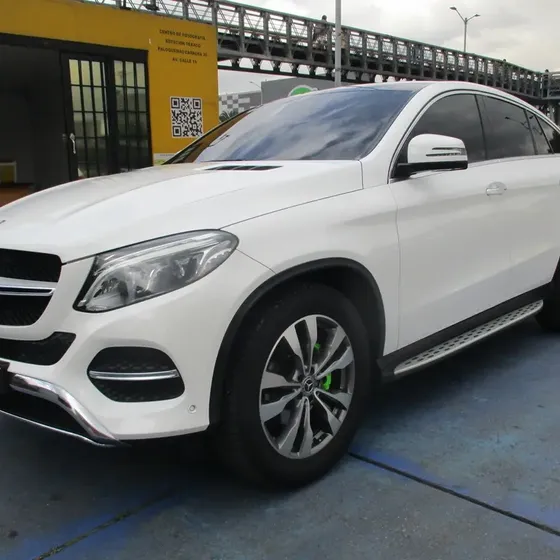 Mercedes-Benz Clase Gle 2019 350 D 4matic 4x4 3000cc At Aa