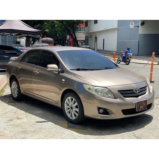 Toyota Corolla Sedan