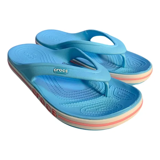 Cholas Estilo Crocs