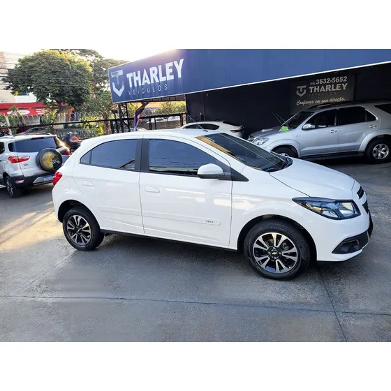 Chevrolet Onix 1.4 Mpfi Ltz 8v