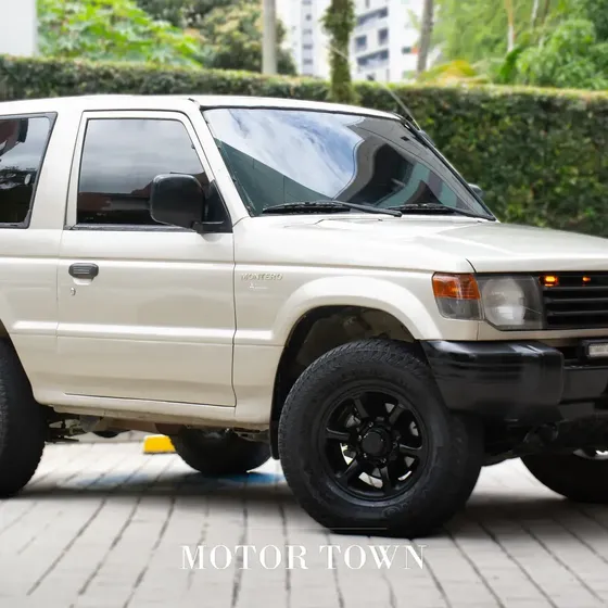Mitsubishi Montero 2001 2.4 V11