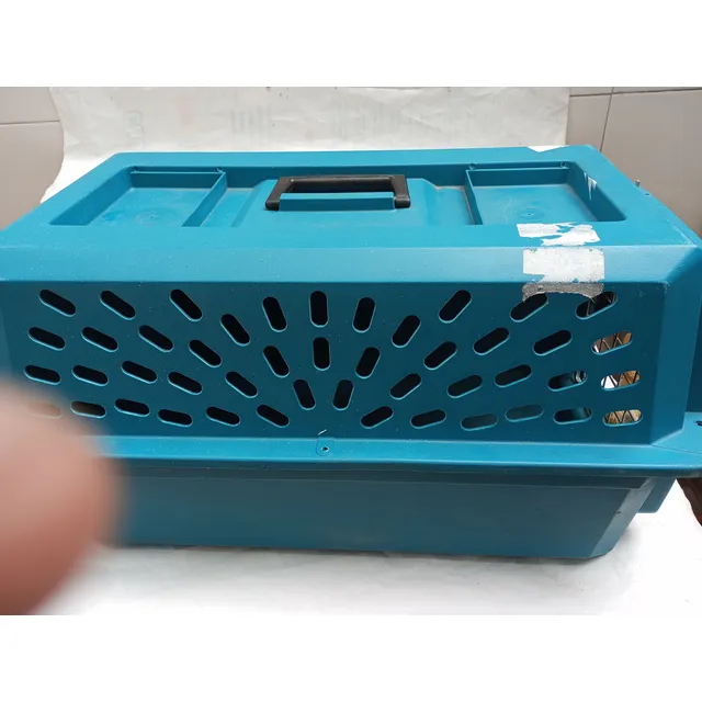 Kenne Para Perrito Pequeño En Material Plastico Y Alambre