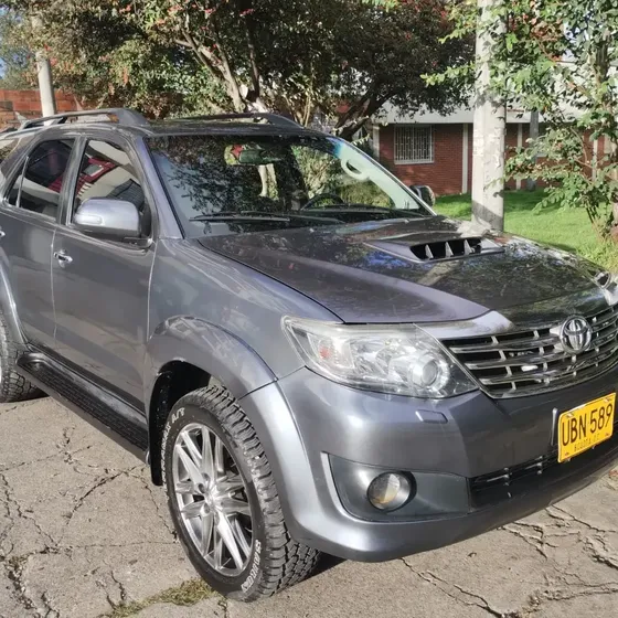 Toyota Fortuner 2015 3.0 Sr5 169 Hp