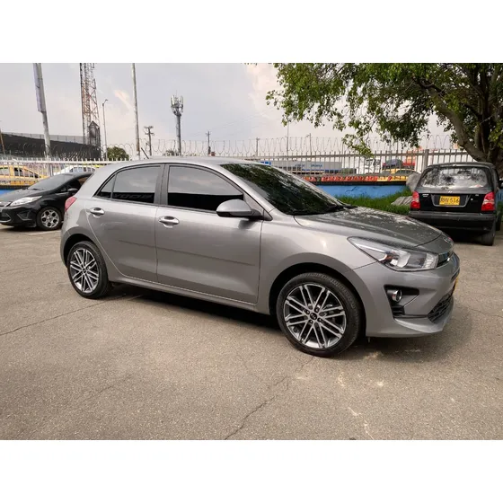 Kia Rio 1.4 Vibrant Hb At