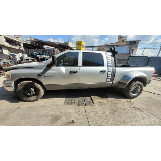 Dodge Ram 3500 Megacab