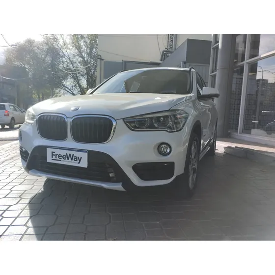 Bmw X1 2.0 Sdrive 20i Sportline 192cv
