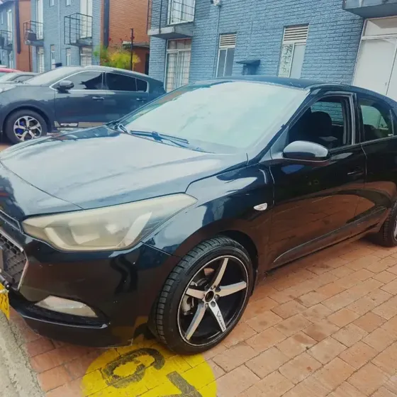 Hyundai I20 2018 5dr 1.4 Gl Mt