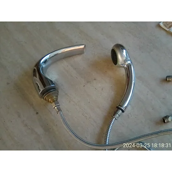 Fundicion Pacífico Grifería Jacuzzi