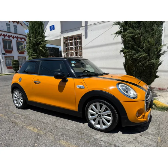 Mini Cooper S 2.0 Hot Chili At