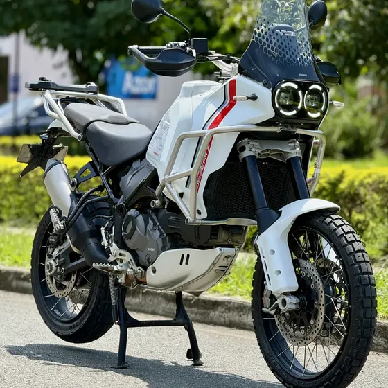 Ducati Desert X 2024