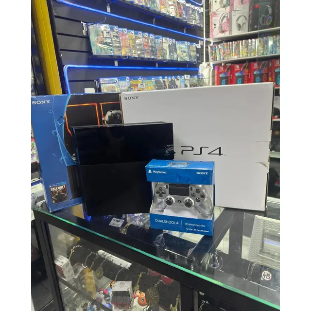 Playstation 4 Slim :precio: 3,500.