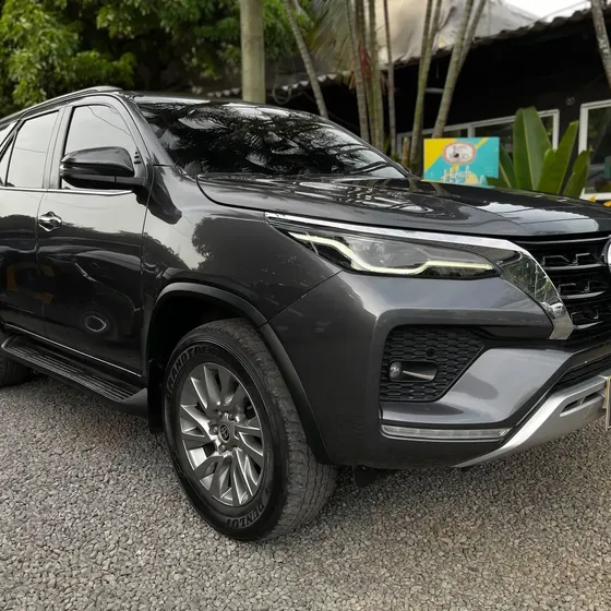 Toyota Fortuner 2023 2.4 Srv