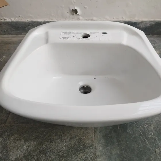 Lavamanos Blanco Venceramica Para Paredno Pedestal  Nuevo