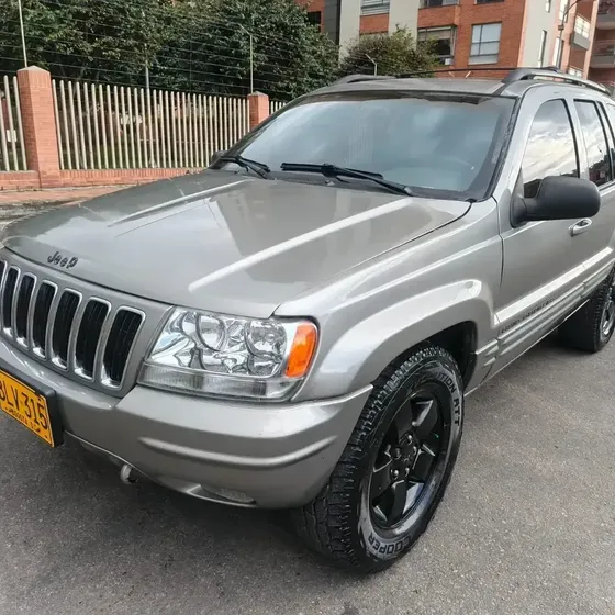 Jeep Grand Cherokee 2001 4.7 Limited Usa V8 4x4 Techo Cuero