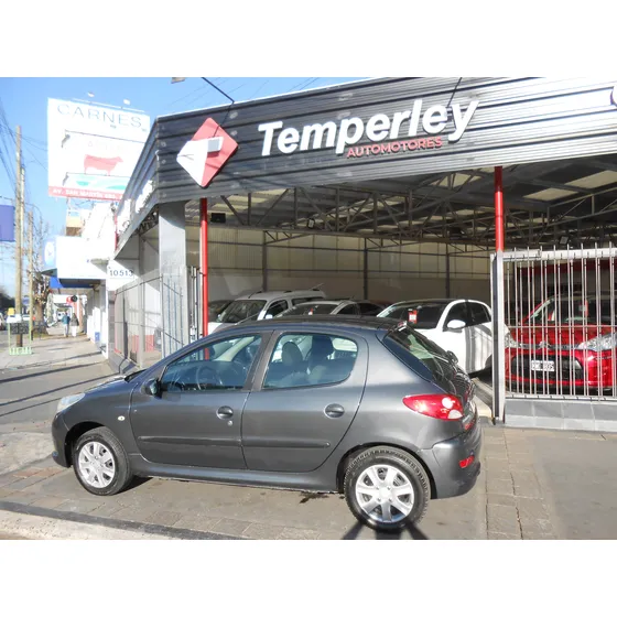 Peugeot 207 1.4 Active 75cv