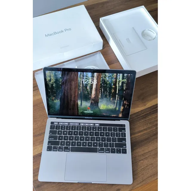Macbook Pro (core I7, 16 Ram, Ssd 512 Gb, Touch Bar)