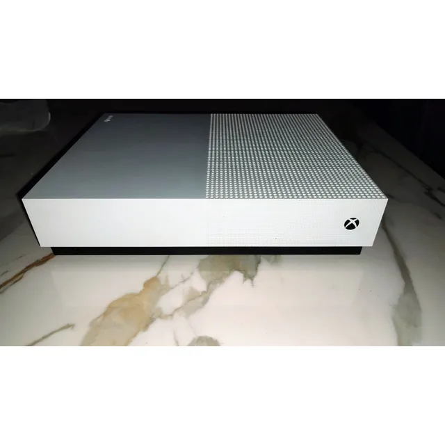 Xbox One S 1tb + 2 Controles (originales) + 1 Compatible!!!!