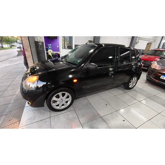Renault Clio 1.6 Privilege