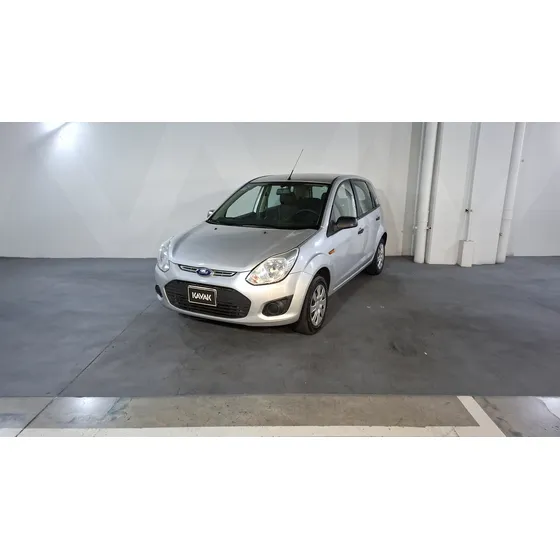 Ford Fiesta 1.6 Fiesta Ikon Hatch Ambiente A/a Mt